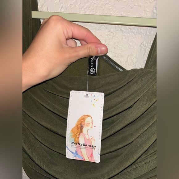 Amazon PrettyGarden Off the shoulder Green Dress! - Picture 4 of 8
